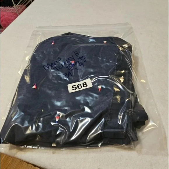 Tommy Hilfiger Men's Chino Shorts Navy w/ Racing Flags Size 34 W x 9" Inseam - Picture 5 of 5